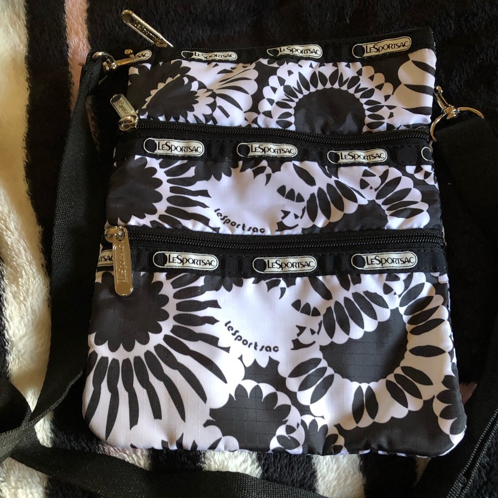 Le Sportsac Bag